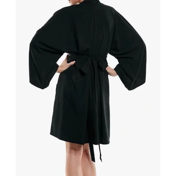 Coolibar NWOT kimono 👘 UPF 50 Navia black XL never worn washed once & hung dry! - Picture 2 of 9